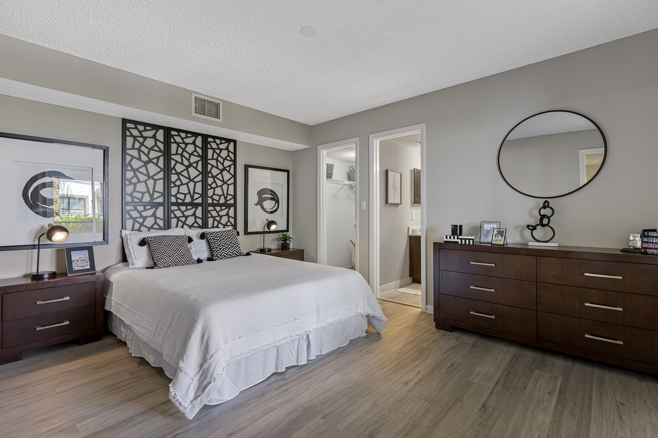 The Terraces Apartments apartment interior photo - Plantation, FL